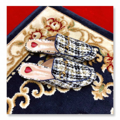 G*u*iu-slipper-12