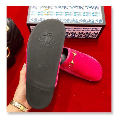 G*u*iu-slipper-17