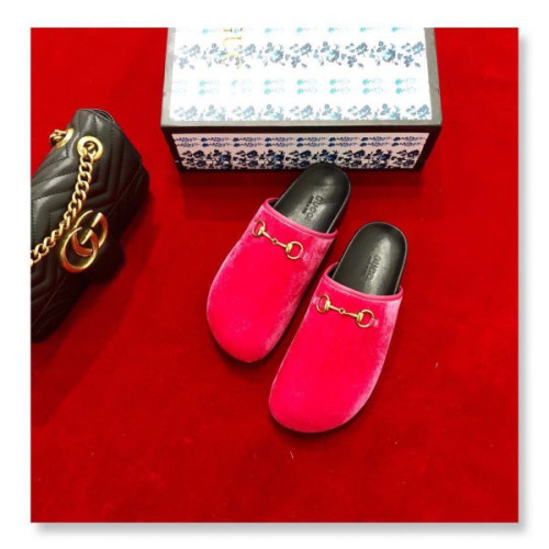 G*u*iu-slipper-17