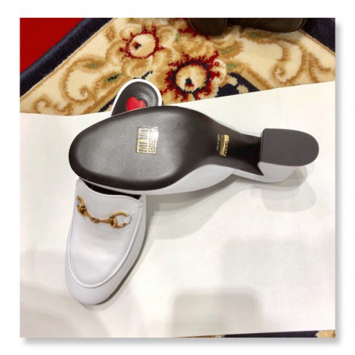 G*u*iu-slipper-19