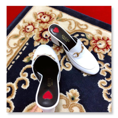 G*u*iu-slipper-19