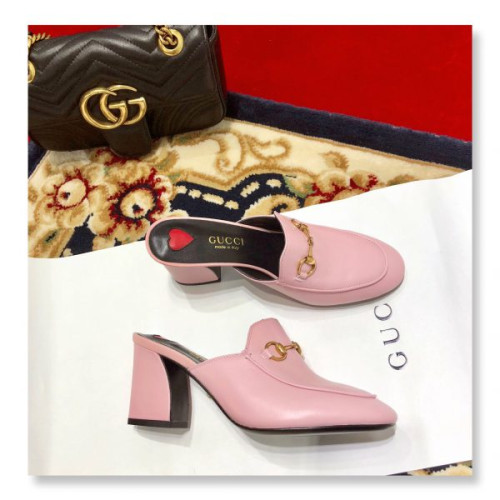 G*u*iu-slipper-20