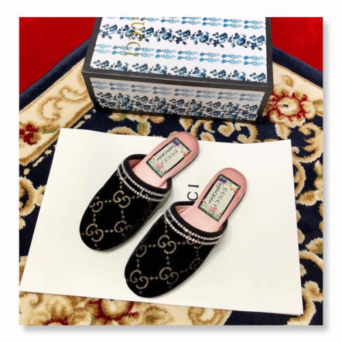 G*u*iu-slipper-3