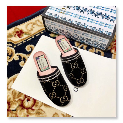 G*u*iu-slipper-3