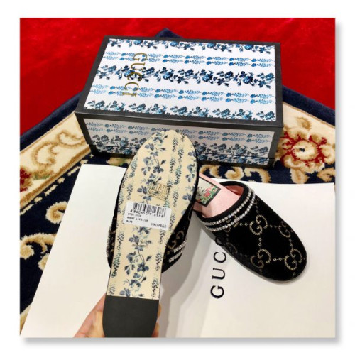 G*u*iu-slipper-3