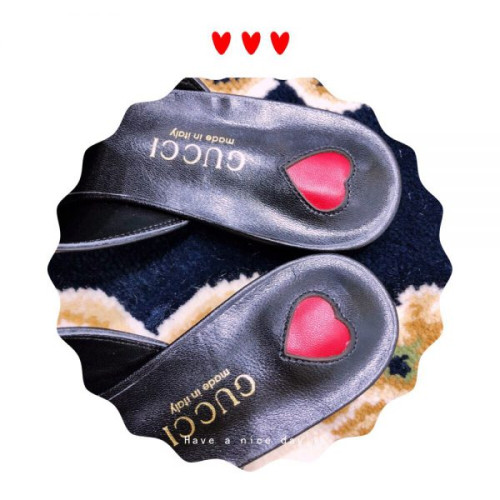 G*u*iu-slipper-6