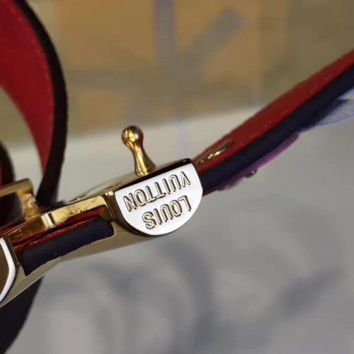 l0*is-V*t0n-belt-replica-belt-4