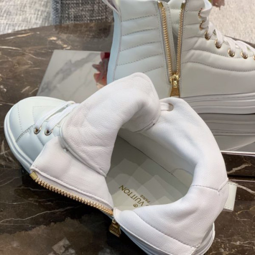 l0*is-V*t0n-shoes-5-6-7-2-3-6-4-3-2