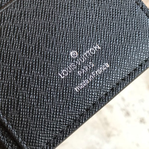 l0*is-V*t0n-wallet-48